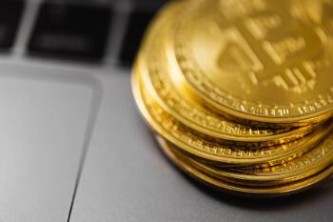 哪个平台可以交易比特币？比特币手机APP